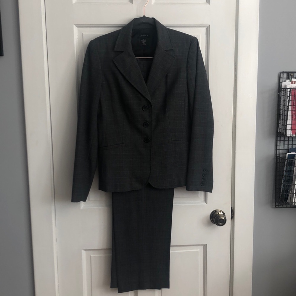 2 piece grey/burgundy pantsuit